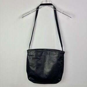 BOTTEGA VENETA Black Leather Crossbody Shoulder Bag